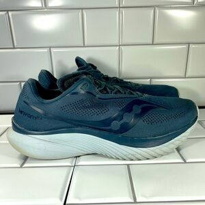 Saucony Kinvara 15 Dusk/Granite Men’s Running Shoe Size 10